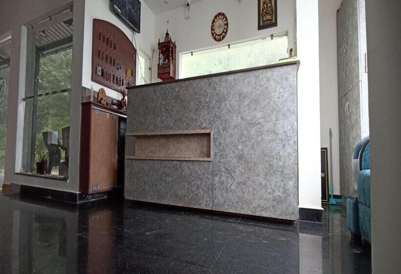 Отель La Riqueza   Mussoorie   Dhanaulti Road   35 To 45 Mins Drive From Mussoorie