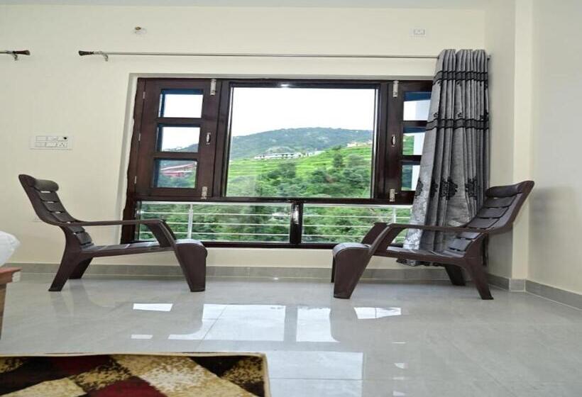 Отель La Riqueza   Mussoorie   Dhanaulti Road   35 To 45 Mins Drive From Mussoorie