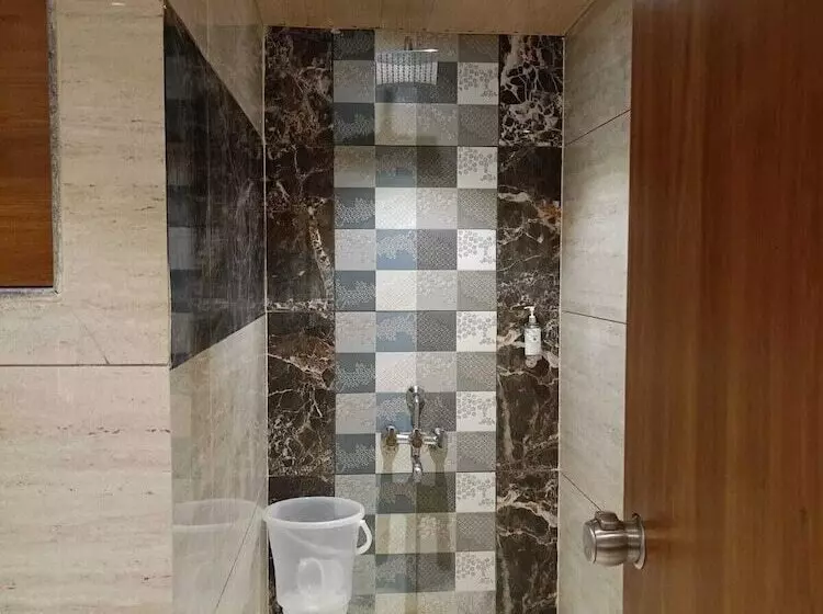 ホテル Lords Eco Inn, Ambaji