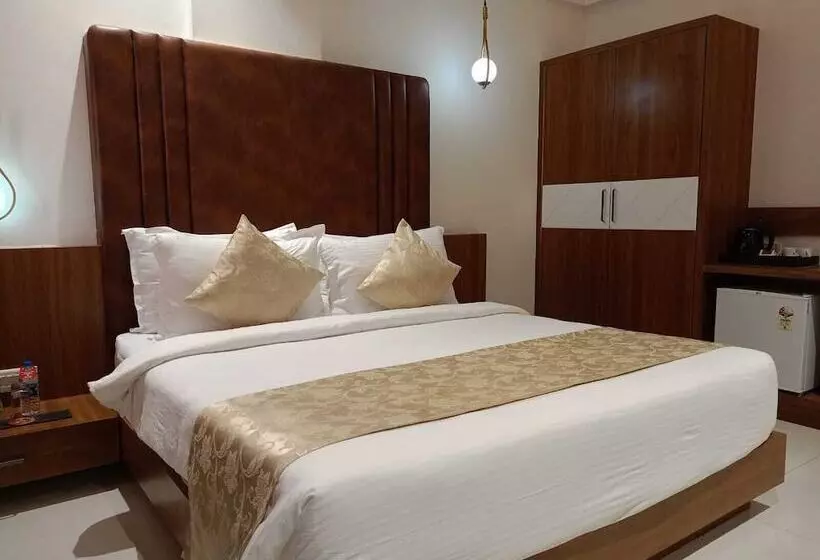 ホテル Lords Eco Inn, Ambaji