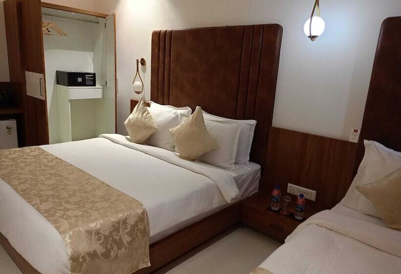 فندق Lords Eco Inn, Ambaji