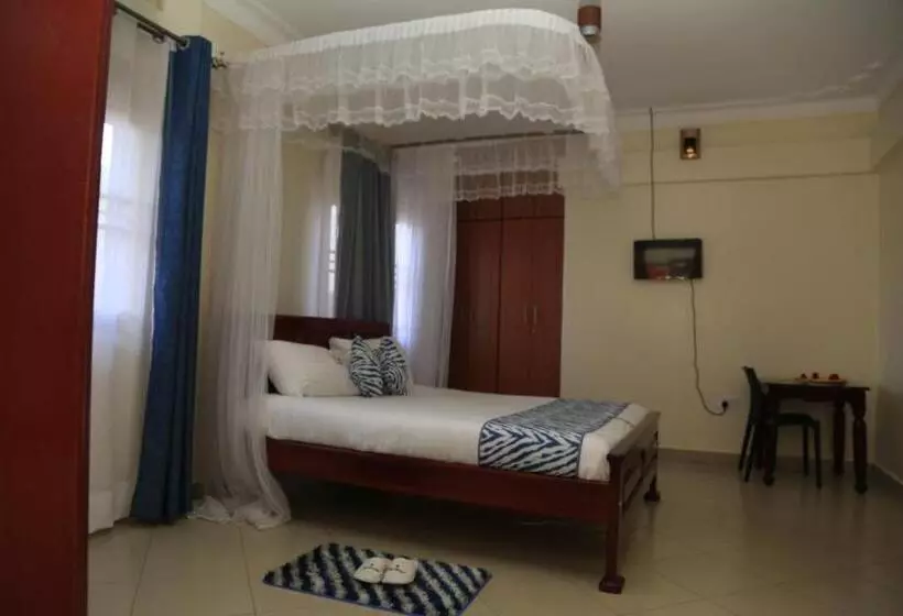 Jatheo Hotel Rwentondo