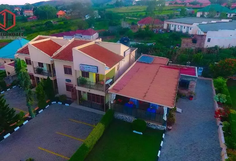 Jatheo Hotel Rwentondo