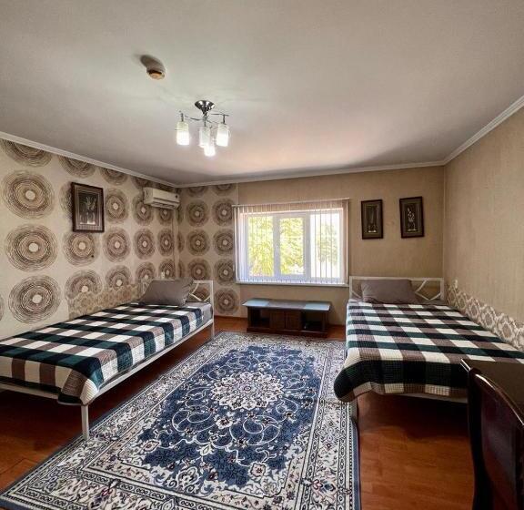 پانسیون Injoy Hostel