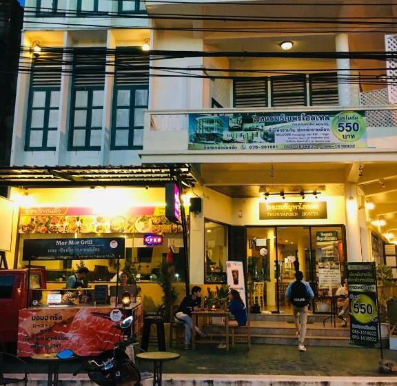 Thunyaporn Hostel