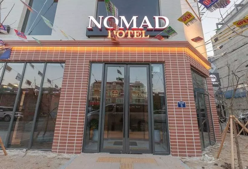 ホテル Nomad