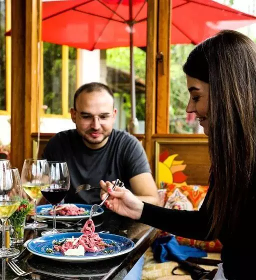 Hotelli Tosa Blue Mountain, Retreat & Spa