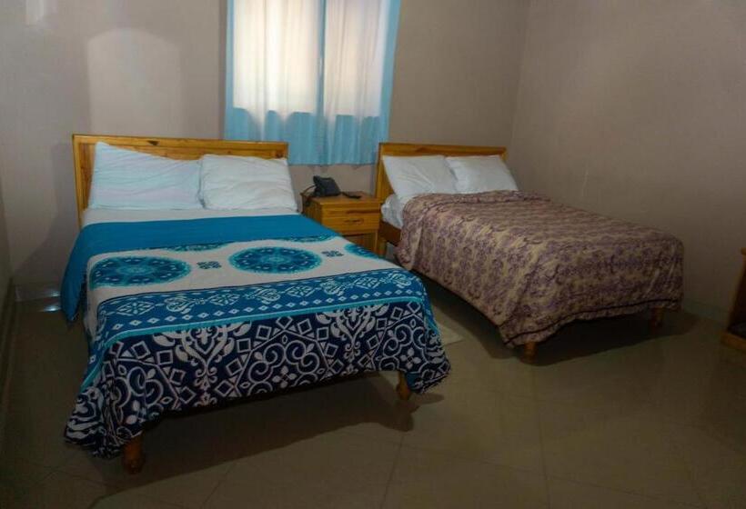 Tropical Hotel & Guest House