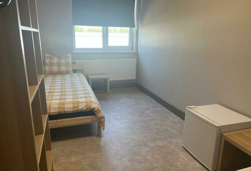 هاستل Worker Hotel Alejparks