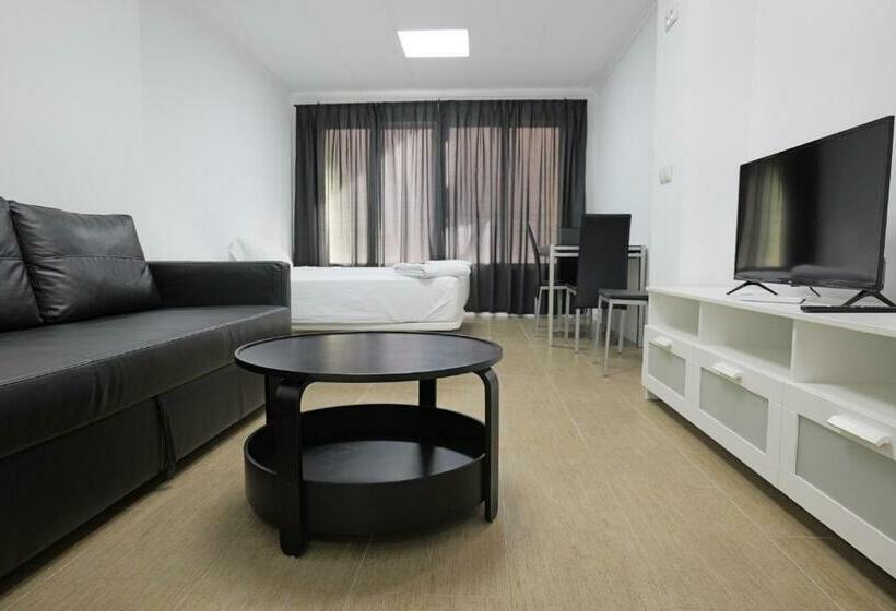 هاستل Optimus Comfort