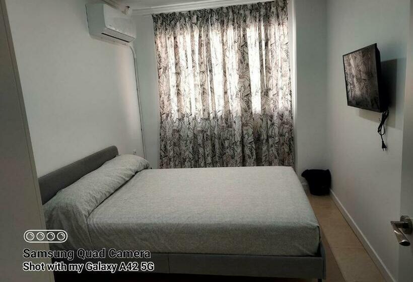 هاستل Optimus Comfort