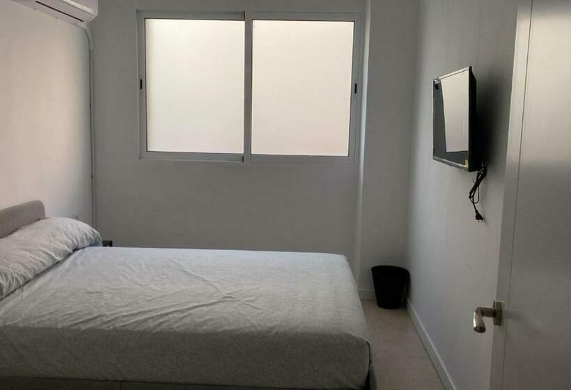 هاستل Optimus Comfort