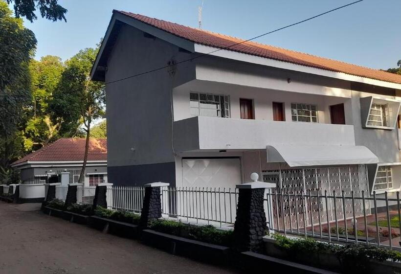 ベッドアンドブレックファースト Kijivu Suites 2 Bedroom Apartment