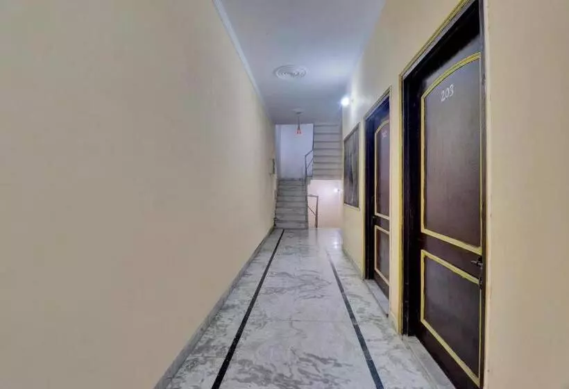 ホテル Oyo Flagship Riddhi Siddhi Guest House