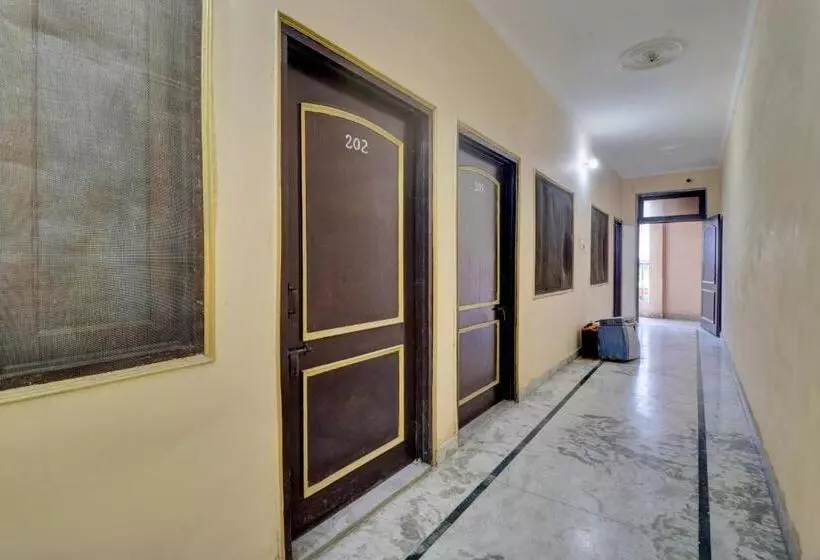 ホテル Oyo Flagship Riddhi Siddhi Guest House