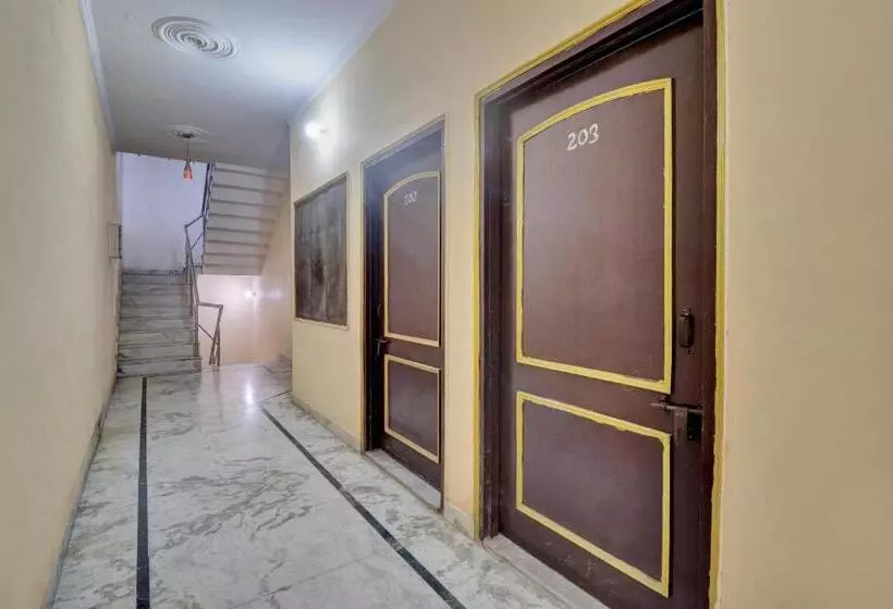 ホテル Oyo Flagship Riddhi Siddhi Guest House
