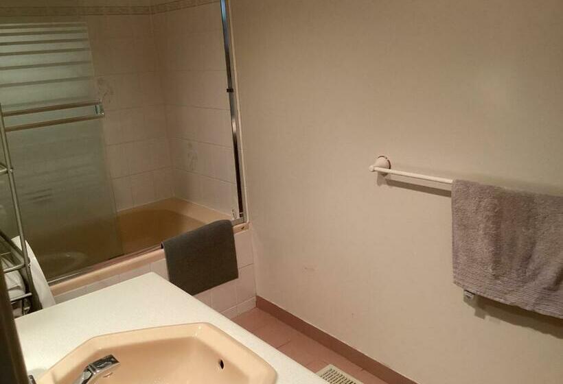 Pension Garden Room B