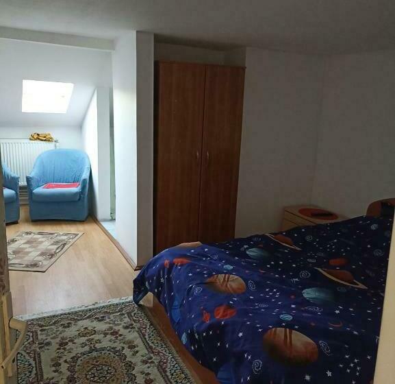 پانسیون Zori De Zi