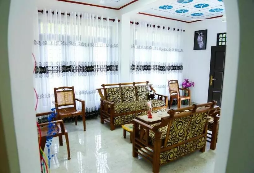 Aamiaismajoitus (B&B) Indusara Villa Bentota