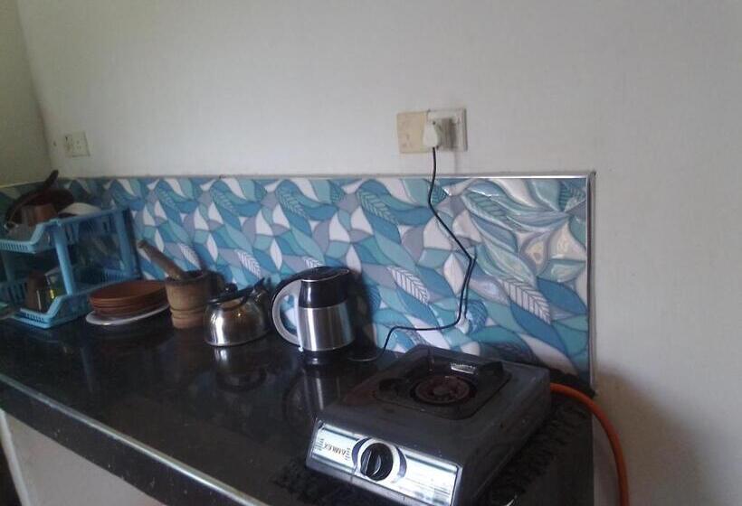 مبيت وإفطار Indusara Villa Bentota