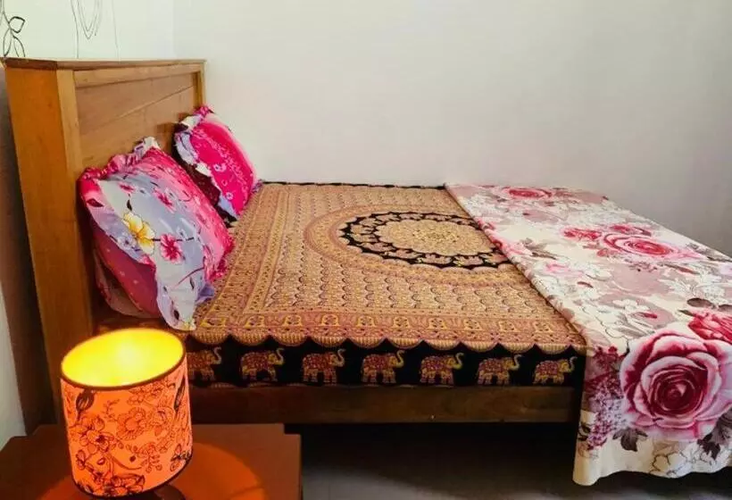 Aamiaismajoitus (B&B) Indusara Villa Bentota