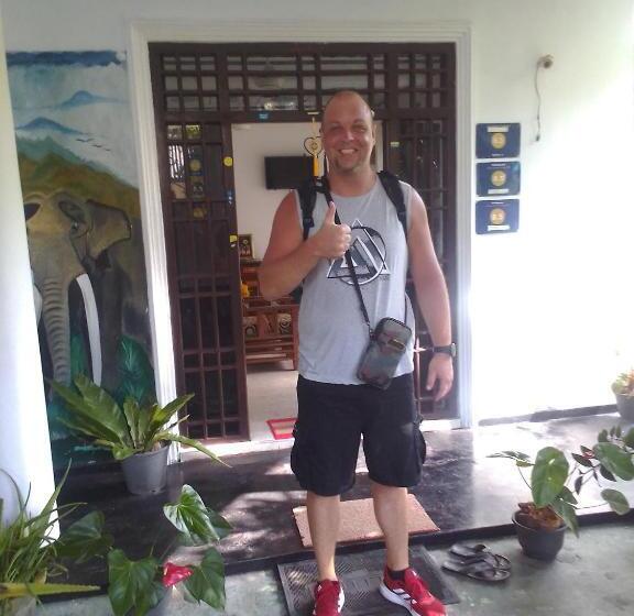 مبيت وإفطار Indusara Villa Bentota