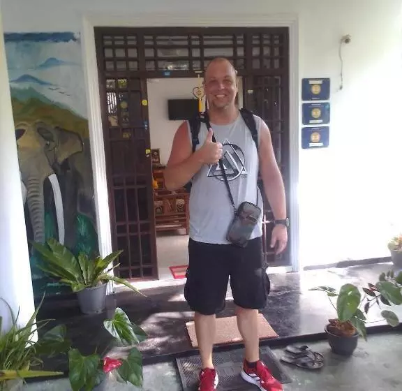 Aamiaismajoitus (B&B) Indusara Villa Bentota