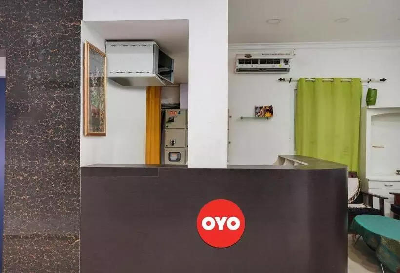 ホテル Oyo Flagship Abisha Villa