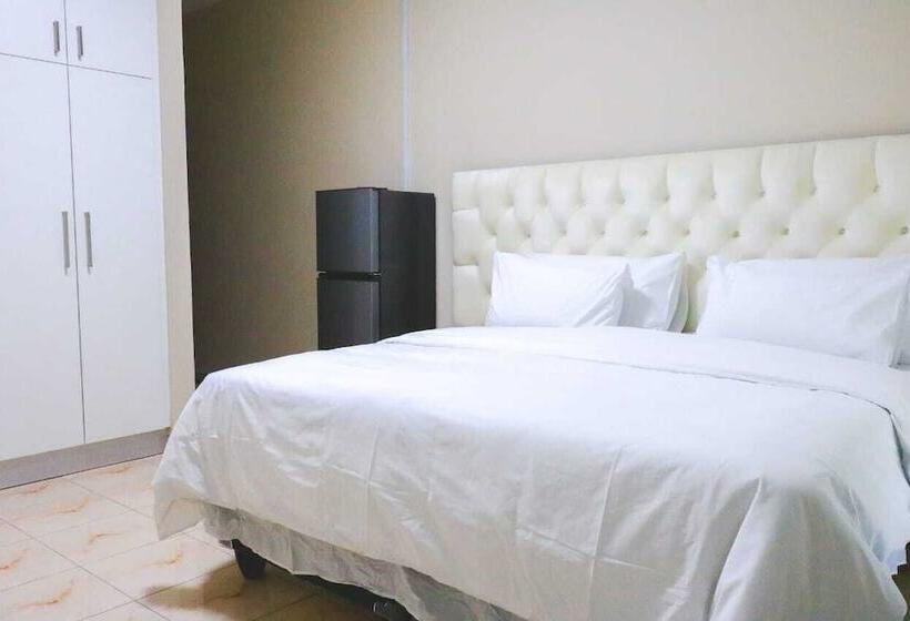 پانسیون L. A. P Guesthouse