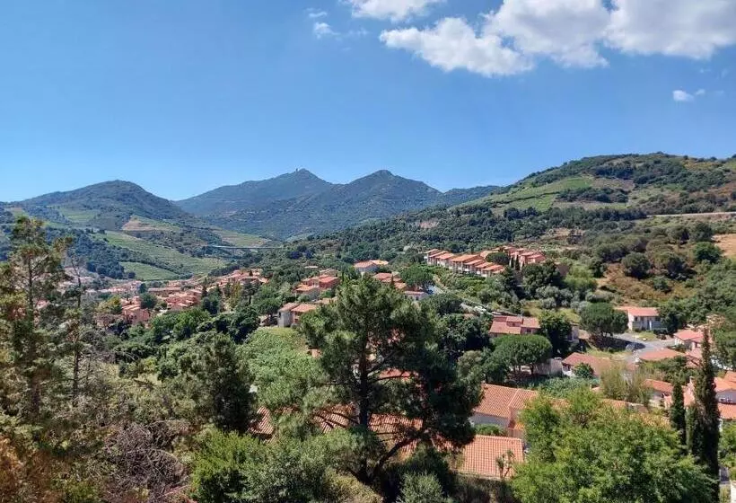 Majatalo Sur Les Hauteurs De Collioure