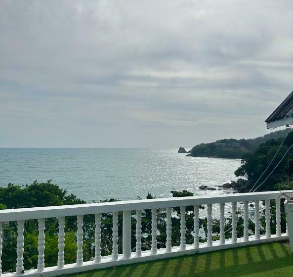 호스텔 Sunset Seaview Patong