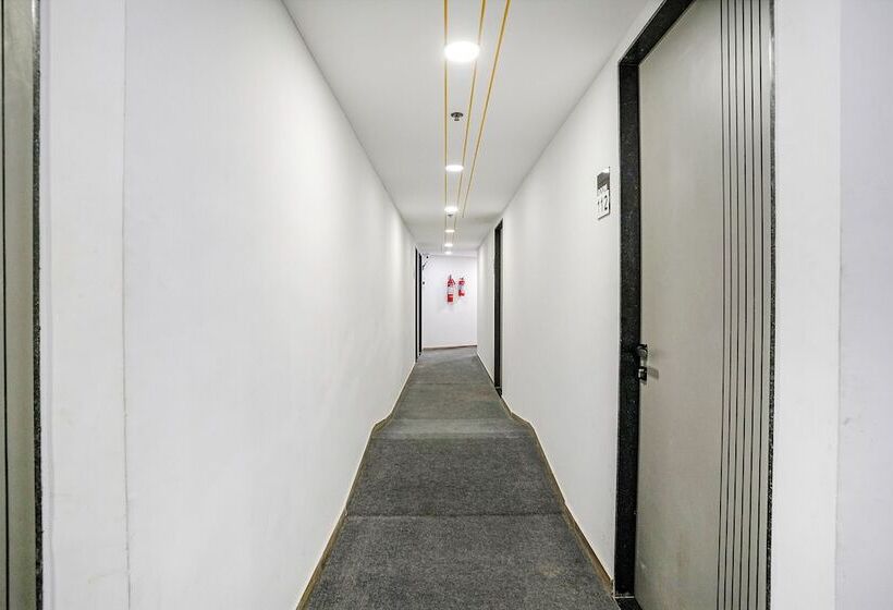 Fabhotel Saarthi Inn