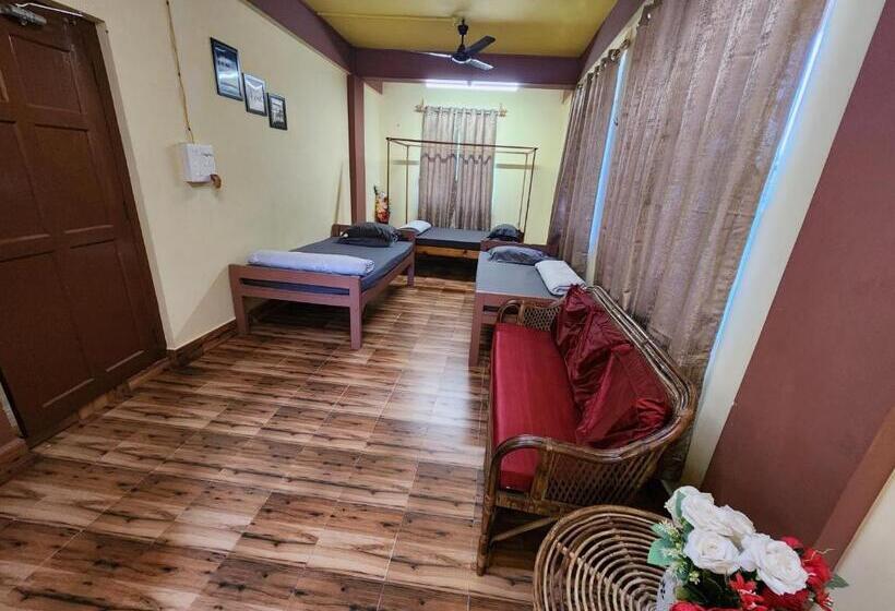 Hotel Reba Food And Lodging Dawki