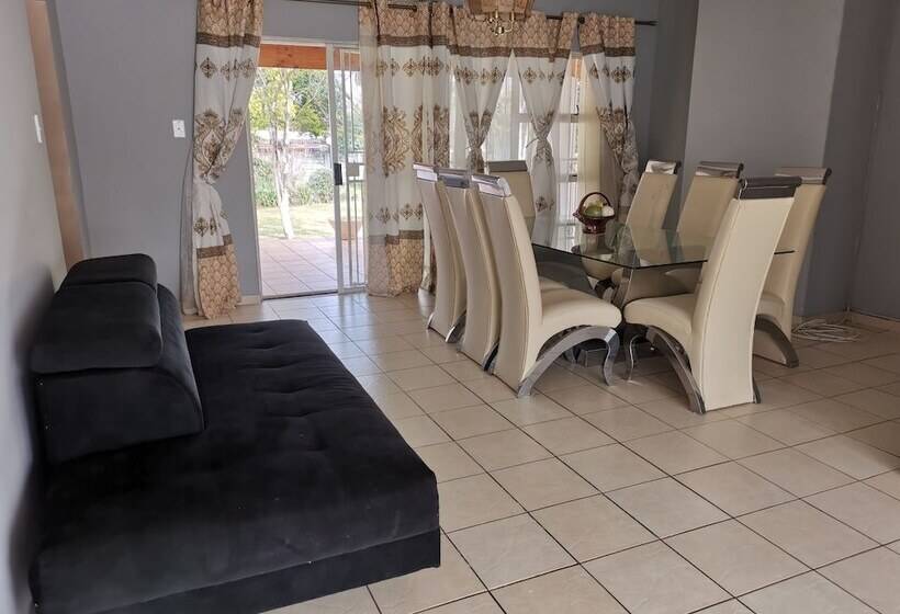 Pension Kaste Guest House Edenvale