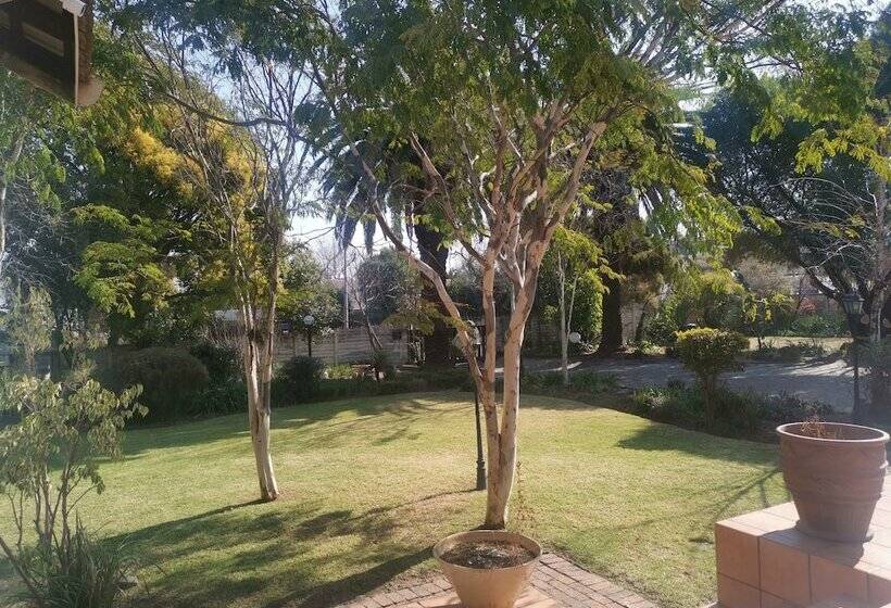 Pension Kaste Guest House Edenvale