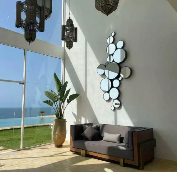 Majatalo Villa La Falaise