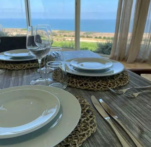 Majatalo Villa La Falaise