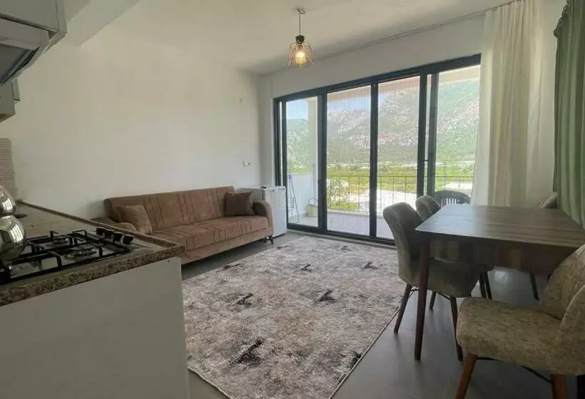 öz Akdeniz Apart