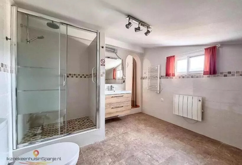 تختخواب و صبحانه Bb Casa Alegria
