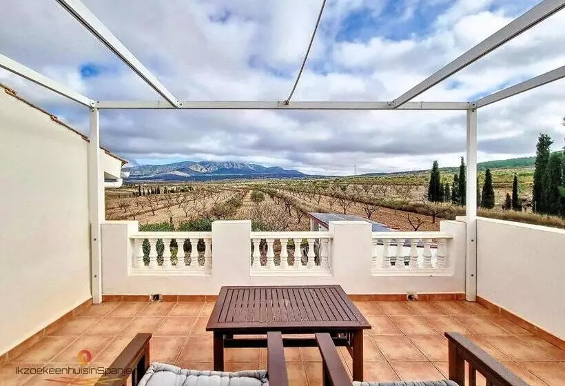 تختخواب و صبحانه Bb Casa Alegria