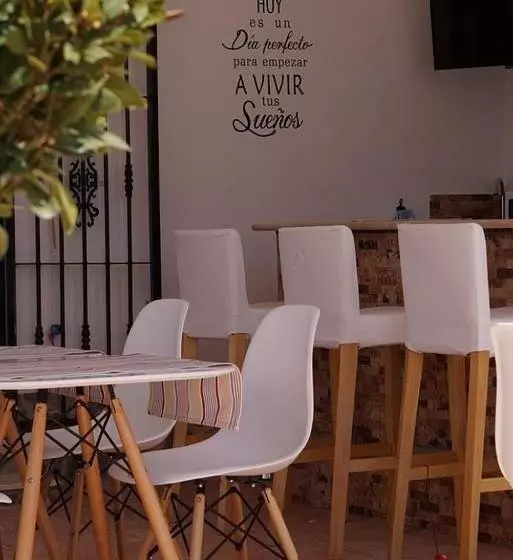 تختخواب و صبحانه Bb Casa Alegria
