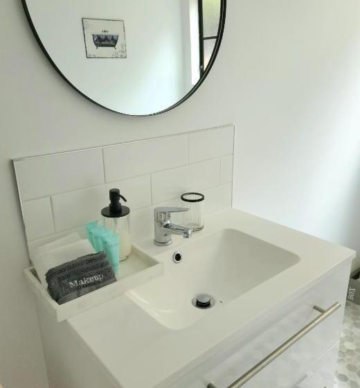 مبيت وإفطار Studio 9 On Lakewood