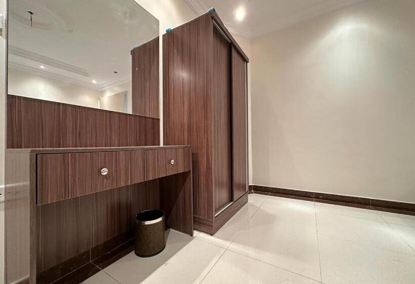 هتل Mnarat Al Madina