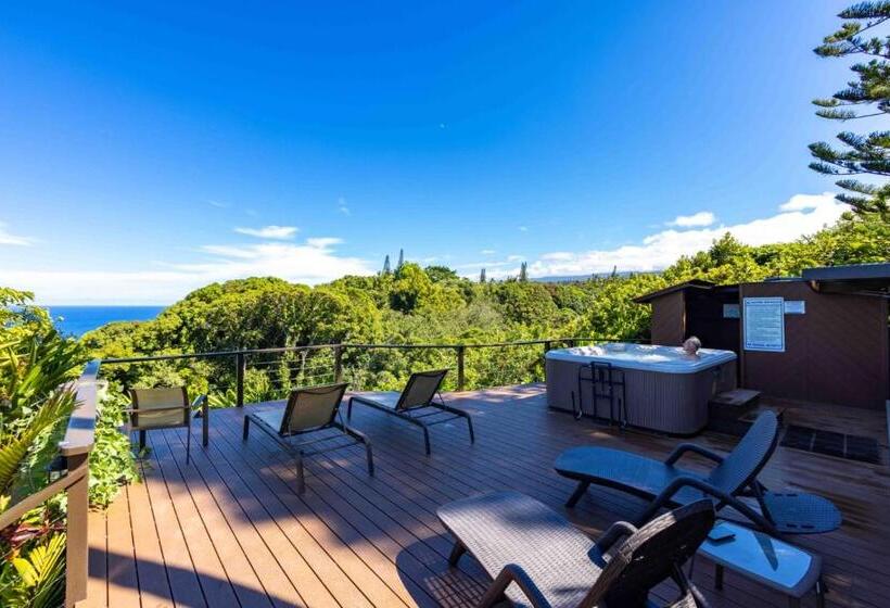 Hotel Plumeria Room On A Lush Farm On Maui S North Shore