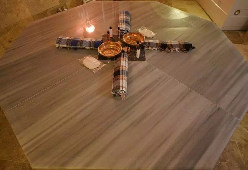 Majatalo Cappanar Cave