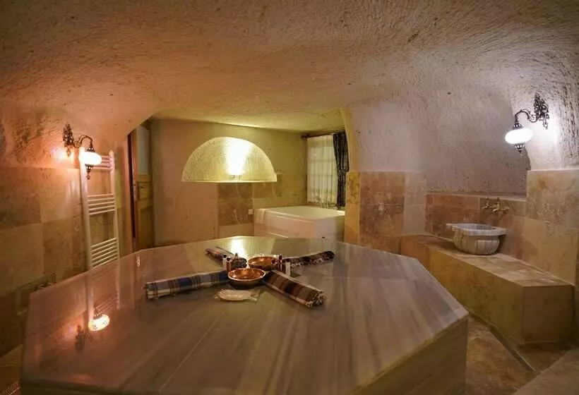 Majatalo Cappanar Cave