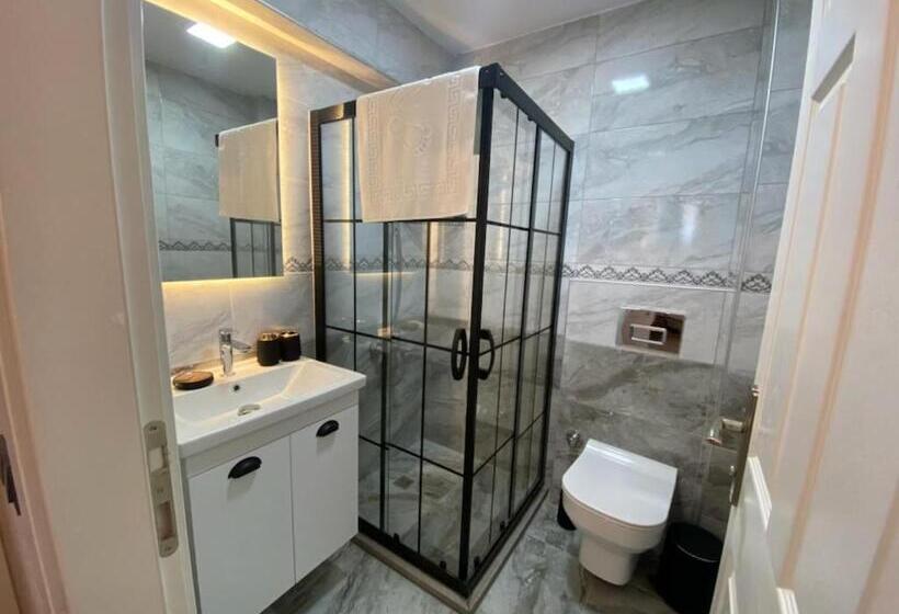 Tinos Otel & Bağ Evi 12 Yaş üstü