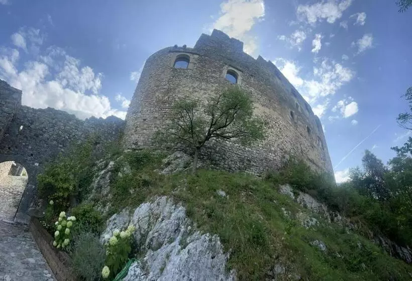 Hotelli Miramonti