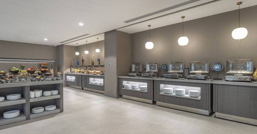 هتل Ramada Plaza By Wyndham Batumi & Casino