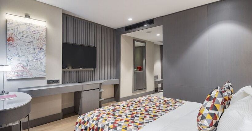 هتل Ramada Plaza By Wyndham Batumi & Casino